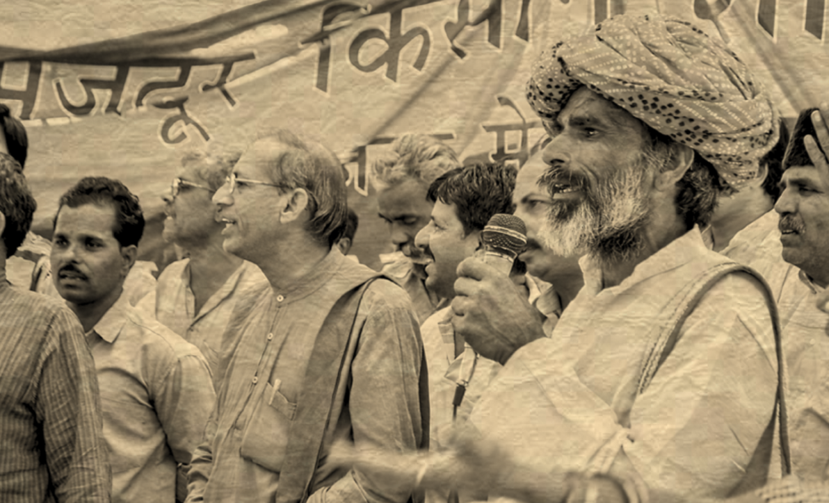 Gathering at Chang Gate