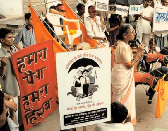 Public hearing records read aloud